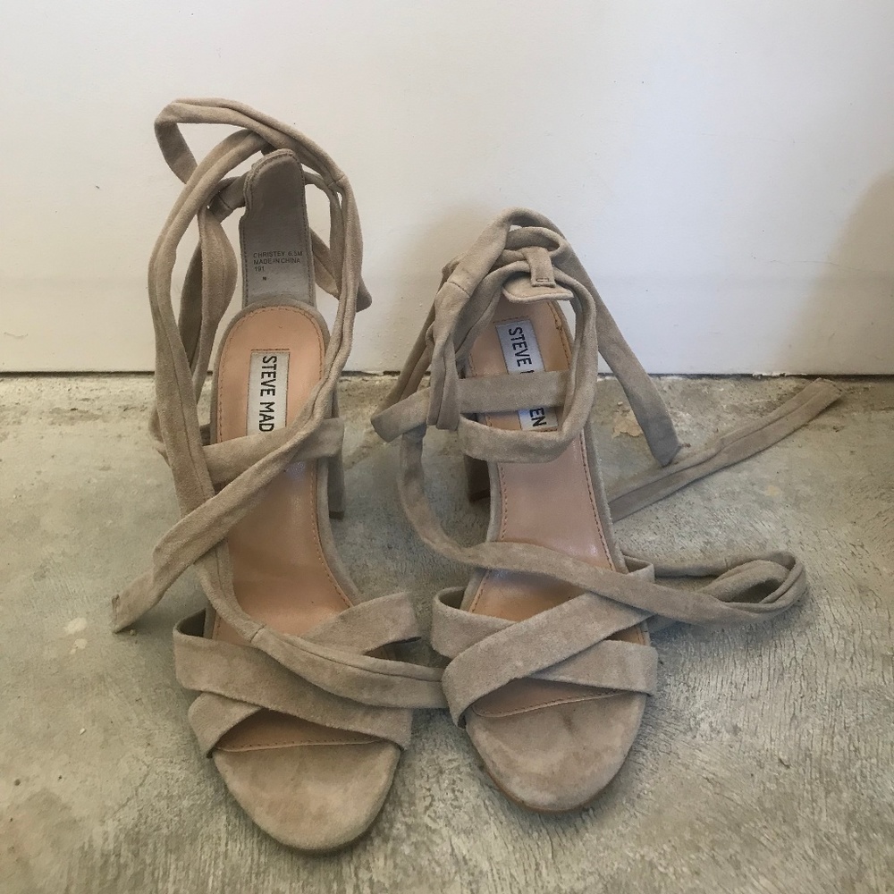 Steve Madden Lace Up Heel